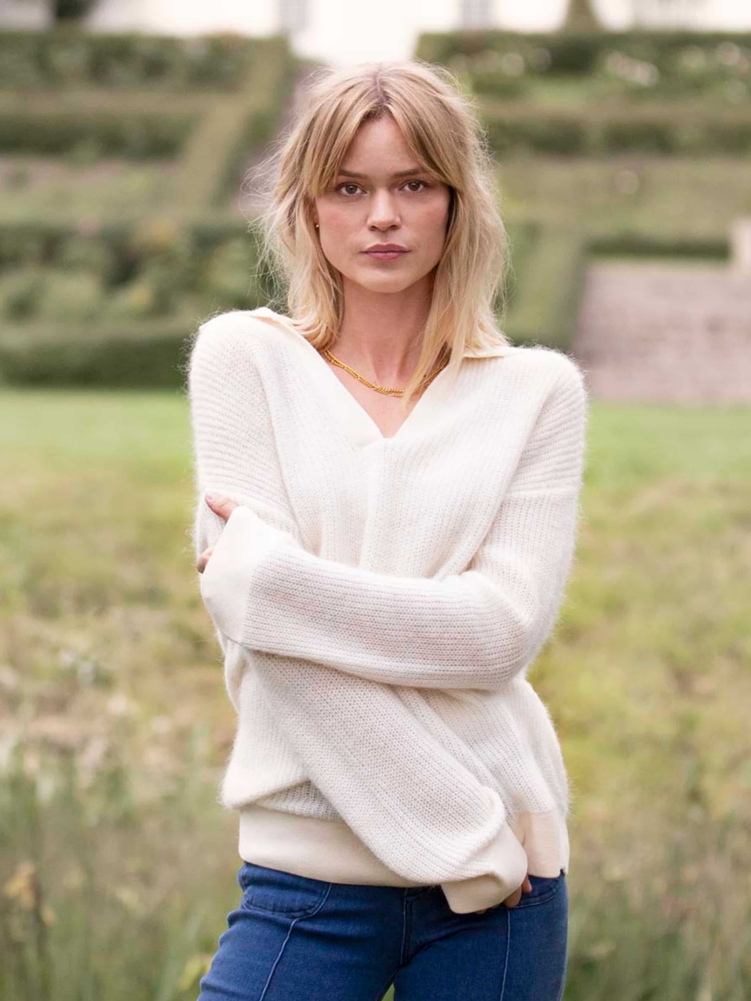 Krosshø Knitted Sweater Snow White
